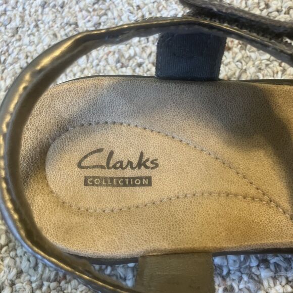 NEW Clarks Womens Hayla Flute Leather Sandals Size 10 N Pewter Adjustable Strap - Picture 7 of 10